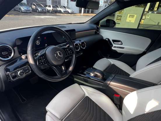 MERCEDES-BENZ-A 200-1.3 CGI GASOLINA STYLE SEDAN 7G-DCT MERCEDES-BENZ-A 200-2019