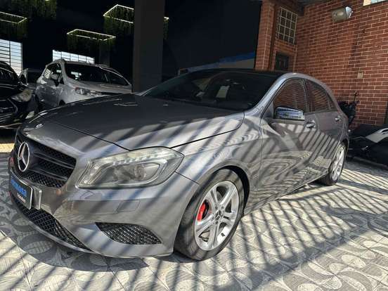 MERCEDES-BENZ-A 200-2014
