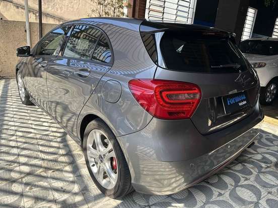 MERCEDES-BENZ-A 200-1.6 TURBO URBAN 16V GASOLINA 4P AUTOMÁTICO MERCEDES-BENZ-A 200-2014