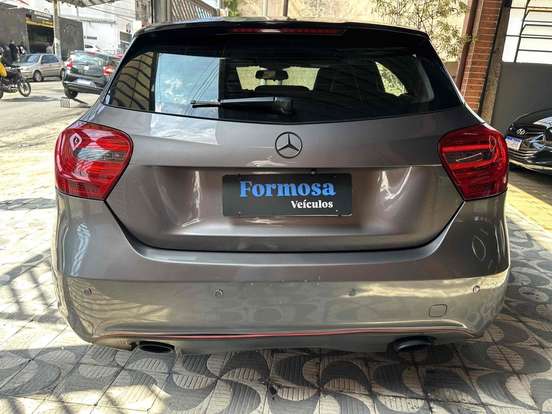 MERCEDES-BENZ-A 200-1.6 TURBO URBAN 16V GASOLINA 4P AUTOMÁTICO MERCEDES-BENZ-A 200-2014
