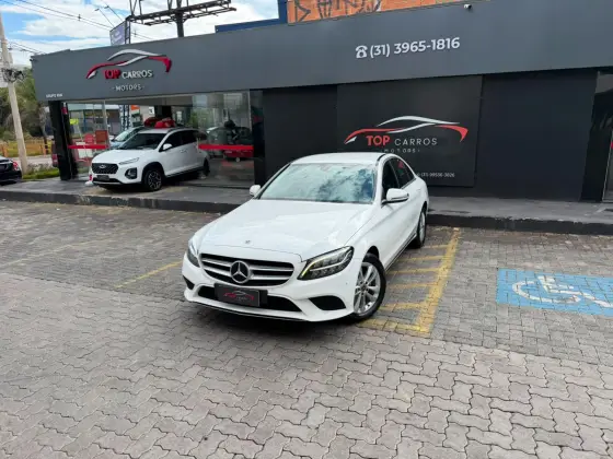 MERCEDES-BENZ C 180 1.6 CGI GASOLINA AVANTGARDE 9G-TRONIC