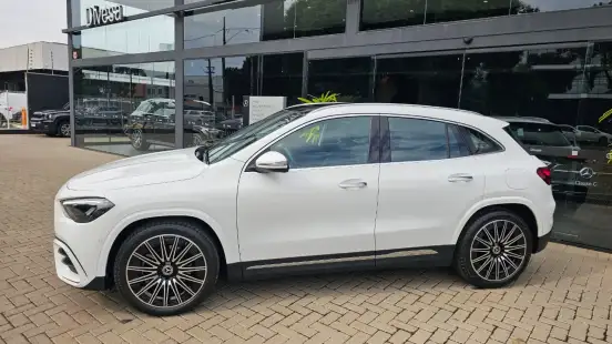 MERCEDES-BENZ-GLA 200-1.3 MHEV AMG LINE 7G-DCT MERCEDES-BENZ-GLA 200-2025