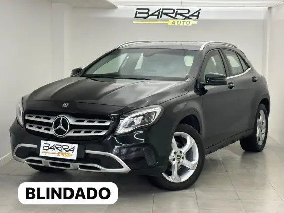 MERCEDES-BENZ GLA 200 1.6 CGI FLEX ADVANCE 7G-DCT