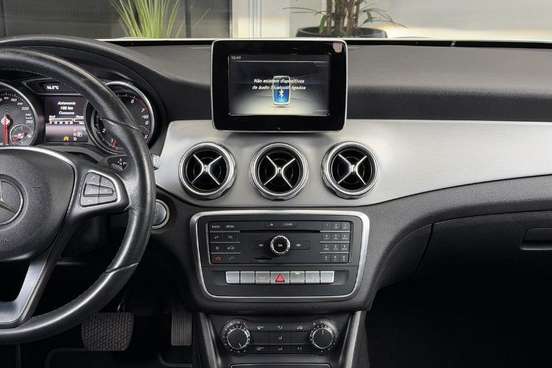 MERCEDES-BENZ-GLA 200-1.6 CGI FLEX ADVANCE 7G-DCT MERCEDES-BENZ-GLA 200-2017