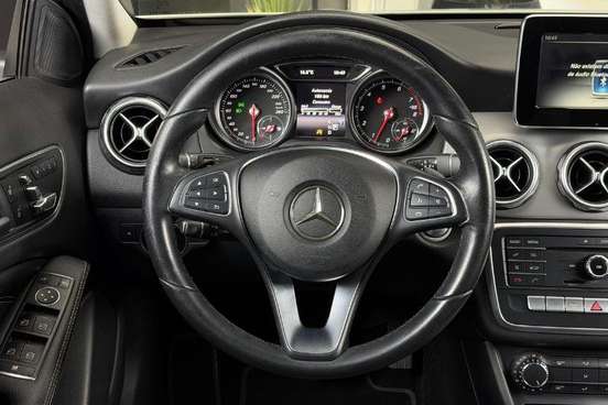 MERCEDES-BENZ-GLA 200-1.6 CGI FLEX ADVANCE 7G-DCT MERCEDES-BENZ-GLA 200-2017