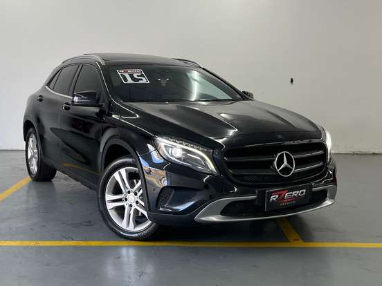 MERCEDES-BENZ-GLA 200-1.6 CGI VISION BLACK EDITION 16V TURBO GASOLINA 4P AUTOMÁTICO MERCEDES-BENZ-GLA 200-2015