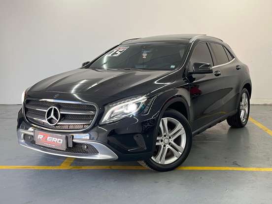 MERCEDES-BENZ-GLA 200-1.6 CGI VISION BLACK EDITION 16V TURBO GASOLINA 4P AUTOMÁTICO MERCEDES-BENZ-GLA 200-2015