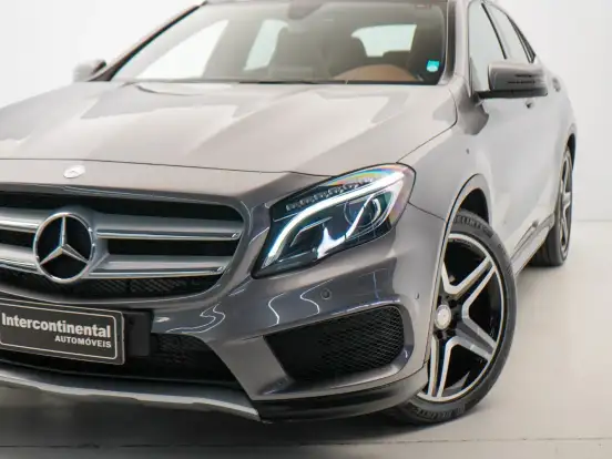 MERCEDES-BENZ-GLA 250-2.0 16V TURBO GASOLINA SPORT 4P 4MATIC AUTOMÁTICO MERCEDES-BENZ-GLA 250-2016