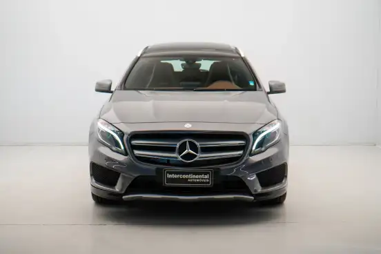 MERCEDES-BENZ-GLA 250-2016