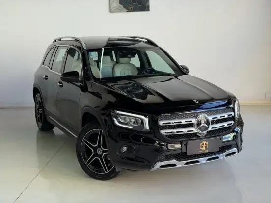 MERCEDES-BENZ-GLB 200-2020