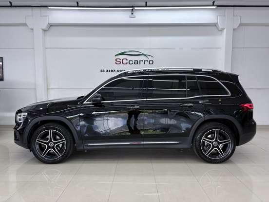 MERCEDES-BENZ-GLB 200-2020
