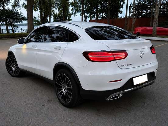 MERCEDES-BENZ-GLC 250-2019