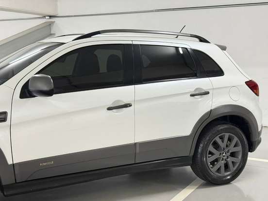 MITSUBISHI-ASX-2.0 OUTDOOR 16V FLEX 4P AUTOMÁTICO MITSUBISHI-ASX-2016