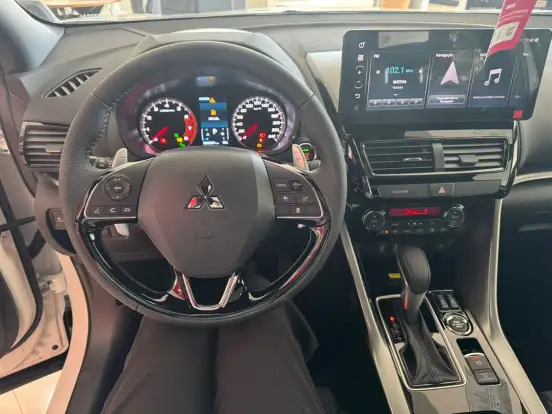 MITSUBISHI-ECLIPSE CROSS-1.5 MIVEC TURBO GASOLINA HPE-S BLACK S-AWC CVT MITSUBISHI-ECLIPSE CROSS-2025