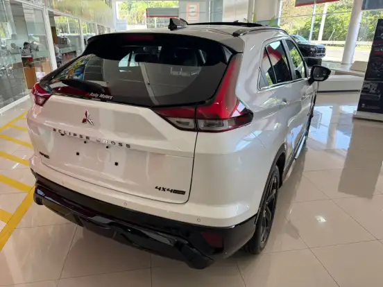 MITSUBISHI-ECLIPSE CROSS-1.5 MIVEC TURBO GASOLINA HPE-S BLACK S-AWC CVT MITSUBISHI-ECLIPSE CROSS-2025