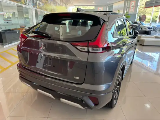 MITSUBISHI-ECLIPSE CROSS-1.5 MIVEC TURBO GASOLINA HPE-S CVT MITSUBISHI-ECLIPSE CROSS-2025
