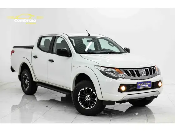 MITSUBISHI L200 TRITON 2.4 16V TURBO DIESEL SPORT GLS CD 4P 4X4 AUTOMÁTICO
