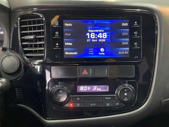 MITSUBISHI-OUTLANDER-2.0 16V GASOLINA 4P AUTOMÁTICO MITSUBISHI-OUTLANDER-2015