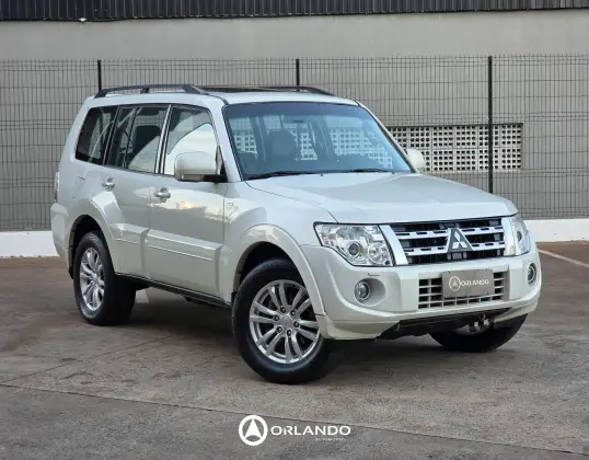 MITSUBISHI PAJERO FULL 3.2 HPE 4X4 16V TURBO INTERCOOLER DIESEL 4P AUTOMÁTICO MITSUBISHI PAJERO FULL 3.2 HPE 4X4 16V TURBO INTERCOOLER DIESEL 4P AUTOMÁTICO