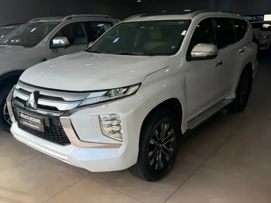 MITSUBISHI-PAJERO SPORT-2.4 16V MIVEC TURBO DIESEL HPE AWD AUTOMÁTICO MITSUBISHI-PAJERO SPORT-2022