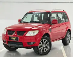 MITSUBISHI PAJERO TR4 2.0 4X2 16V 140CV FLEX 4P AUTOMÁTICO MITSUBISHI PAJERO TR4 2.0 4X2 16V 140CV FLEX 4P AUTOMÁTICO
