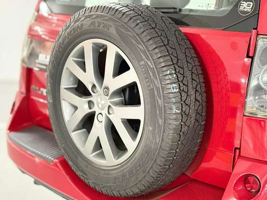 MITSUBISHI-PAJERO TR4-2.0 4X2 16V 140CV FLEX 4P AUTOMÁTICO MITSUBISHI-PAJERO TR4-2013