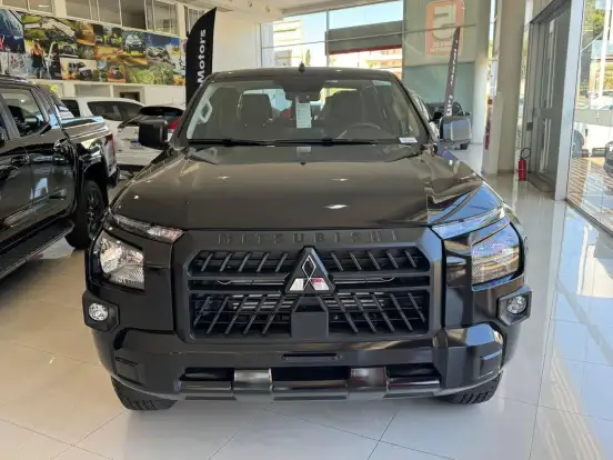MITSUBISHI-TRITON-2.4 BITURBO DIESEL CD GLS 4X4 AUTOMÁTICO MITSUBISHI-TRITON-2026