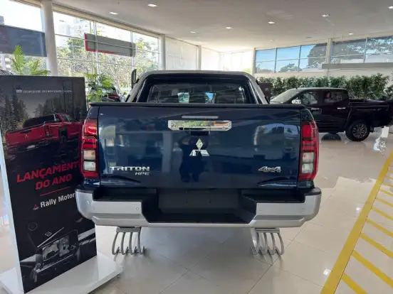 MITSUBISHI-TRITON-2.4 BITURBO DIESEL CD HPE 4X4 AUTOMÁTICO MITSUBISHI-TRITON-2026