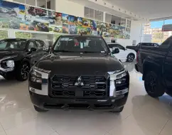 MITSUBISHI TRITON 2.4 BITURBO DIESEL CD HPE-S 4X4 AUTOMÁTICO MITSUBISHI TRITON 2.4 BITURBO DIESEL CD HPE-S 4X4 AUTOMÁTICO