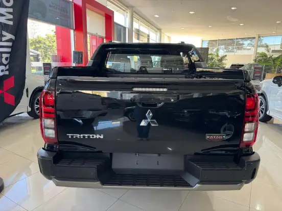 MITSUBISHI-TRITON-2.4 BITURBO DIESEL CD KATANA 4X4 AUTOMÁTICO MITSUBISHI-TRITON-2025