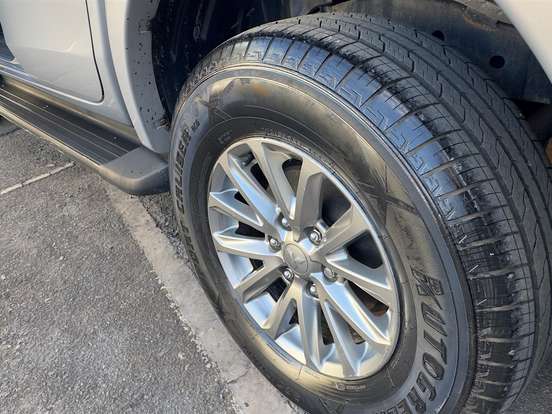 MITSUBISHI-L200 TRITON-2.4 16V TURBO DIESEL SPORT HPE-S CD 4P 4X4 AUTOMÁTICO MITSUBISHI-L200 TRITON-2019