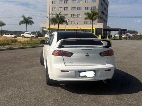 MITSUBISHI-LANCER-2.0 HLE 16V GASOLINA 4P AUTOMÁTICO MITSUBISHI-LANCER-2016