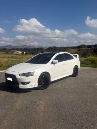 MITSUBISHI-LANCER-2.0 HLE 16V GASOLINA 4P AUTOMÁTICO MITSUBISHI-LANCER-2016