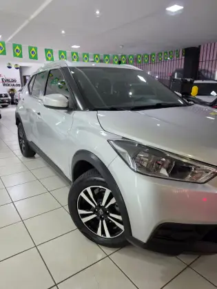 NISSAN KICKS 1.6 16V FLEXSTART S 4P XTRONIC NISSAN KICKS 1.6 16V FLEXSTART S 4P XTRONIC