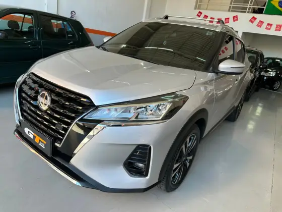 NISSAN KICKS PLAY 1.6 16V FLEXSTART ADVANCE PLUS XTRONIC NISSAN KICKS PLAY 1.6 16V FLEXSTART ADVANCE PLUS XTRONIC