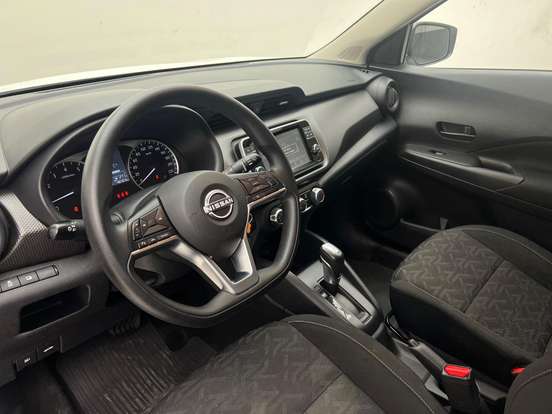 NISSAN-KICKS PLAY-2025