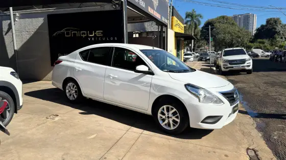 NISSAN VERSA 1.0 12V FLEX S 4P MANUAL NISSAN VERSA 1.0 12V FLEX S 4P MANUAL