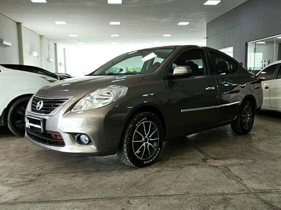 NISSAN VERSA 1.6 16V FLEX S 4P MANUAL