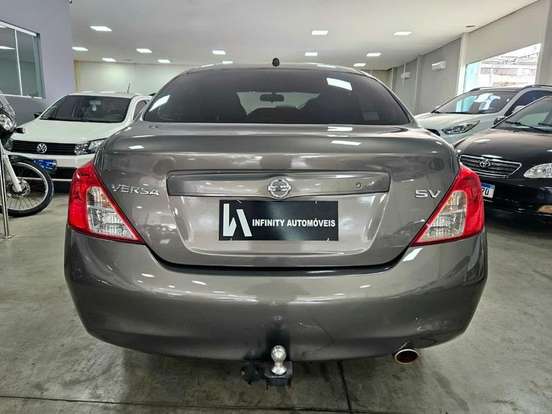 NISSAN-VERSA-2013