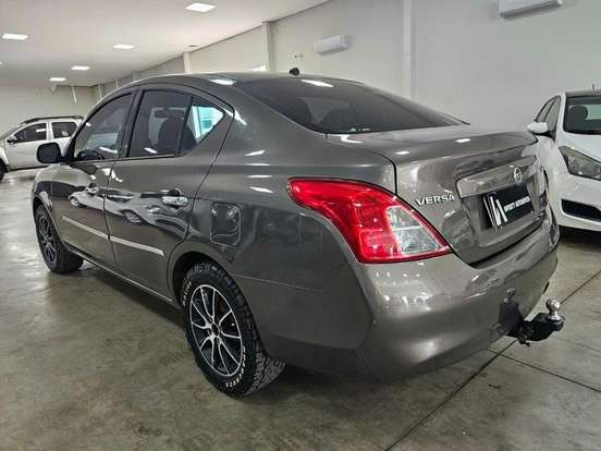 NISSAN-VERSA-1.6 16V FLEX S 4P MANUAL NISSAN-VERSA-2013