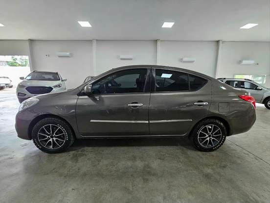 NISSAN-VERSA-1.6 16V FLEX S 4P MANUAL NISSAN-VERSA-2013