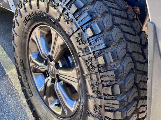 NISSAN-FRONTIER-2.3 16V TURBO DIESEL LE CD 4X4 AUTOMÁTICO NISSAN-FRONTIER-2018