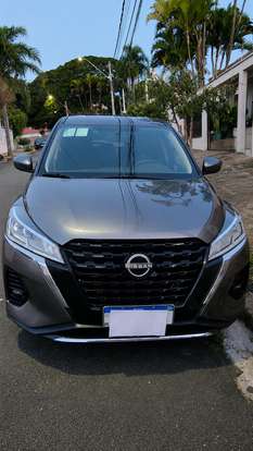 NISSAN-KICKS-2023