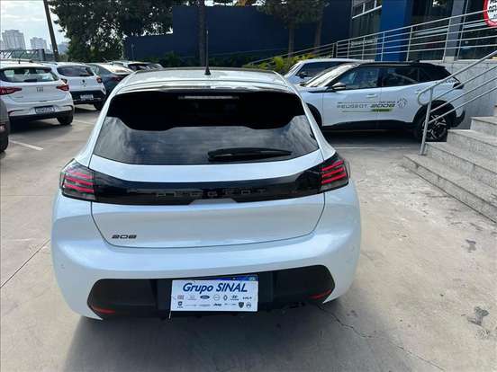 PEUGEOT-208-2025