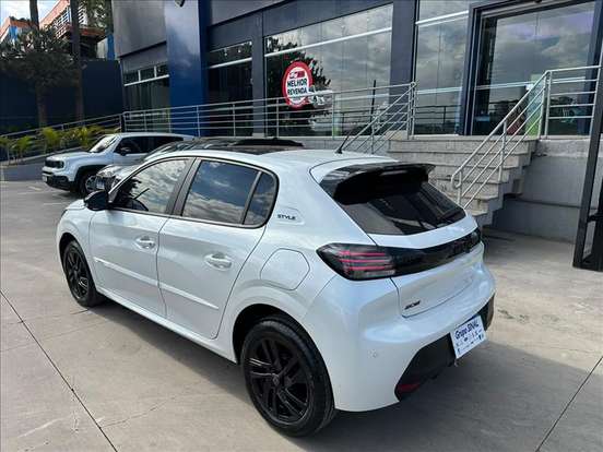 PEUGEOT-208-2025