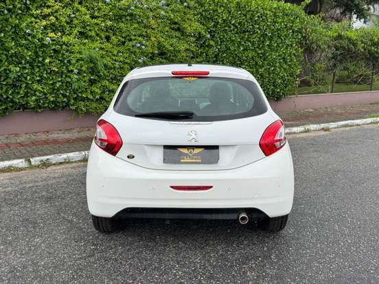 PEUGEOT-208-1.6 ALLURE 16V FLEX 4P AUTOMÁTICO PEUGEOT-208-2016