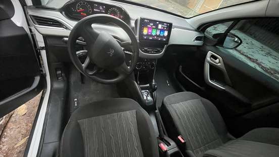 PEUGEOT-2008-2021