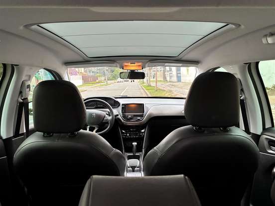PEUGEOT-2008-1.6 16V FLEX GRIFFE 4P AUTOMÁTICO PEUGEOT-2008-2015