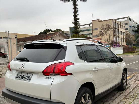 PEUGEOT-2008-1.6 16V FLEX GRIFFE 4P AUTOMÁTICO PEUGEOT-2008-2015