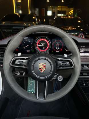 PORSCHE-911-2024